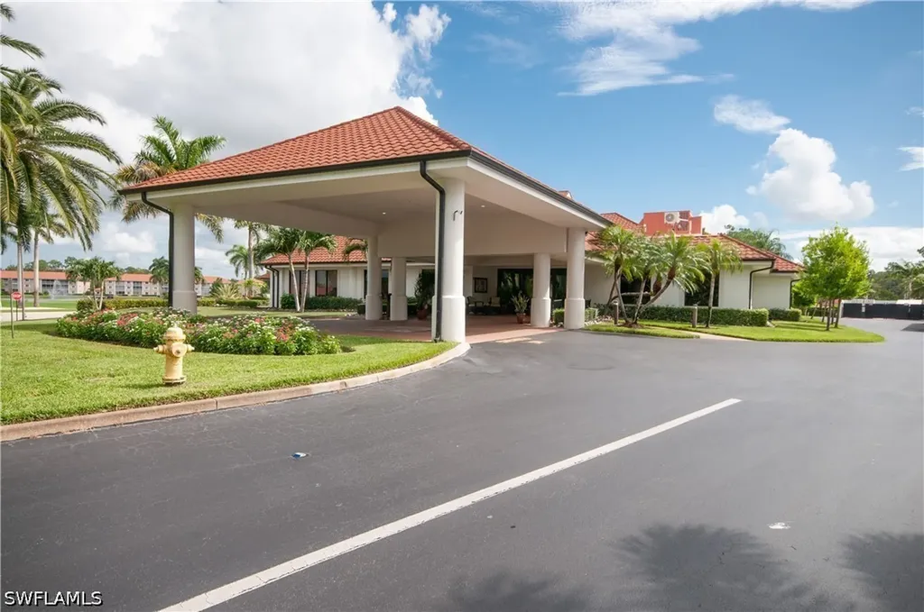 5916 Cranbrook Way Naples FL 34112