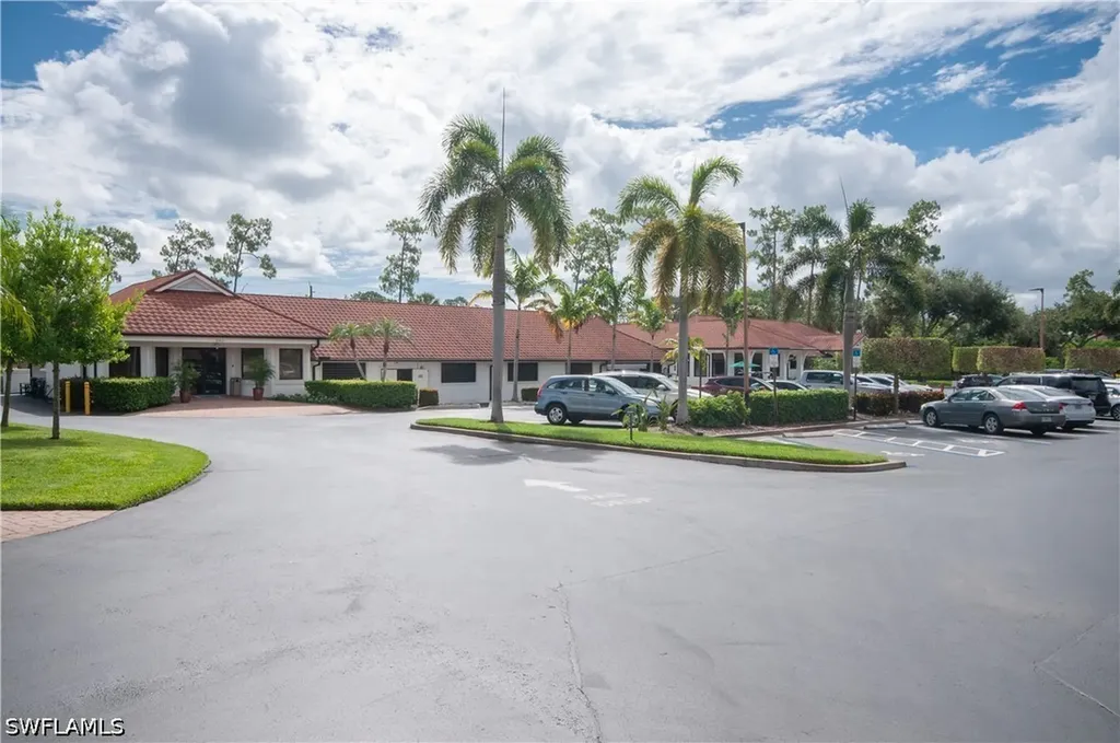 5916 Cranbrook Way Naples FL 34112
