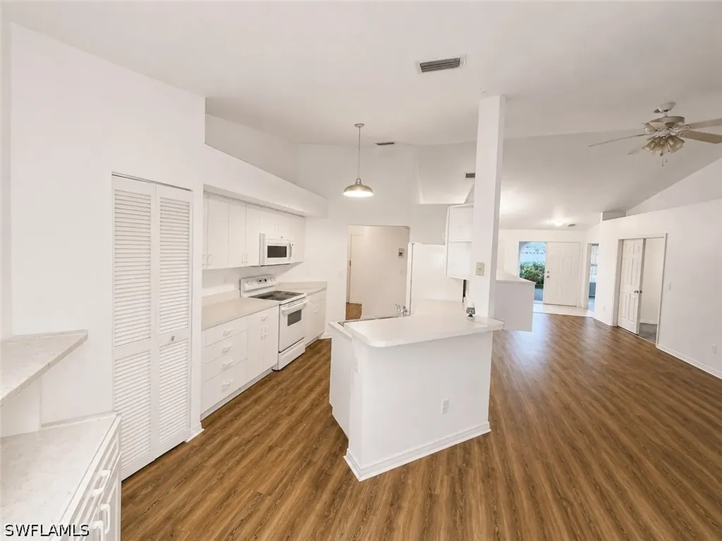 5114 Mabry Drive Naples FL 34112