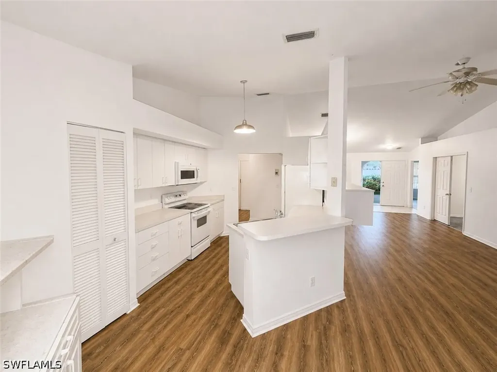 5114 Mabry Drive Naples FL 34112