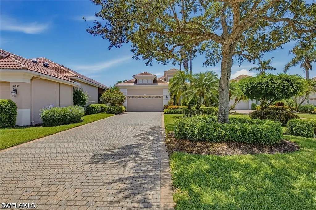 836 Villa Florenza Drive Naples FL 34119