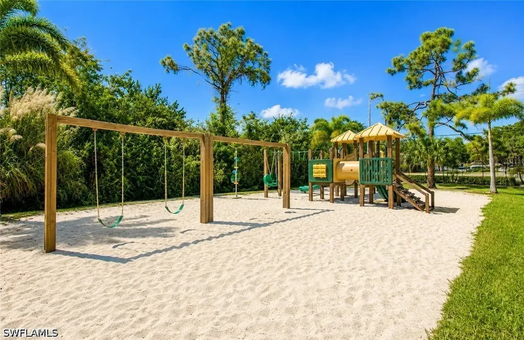8265 Ibis Club Drive Naples FL 34104