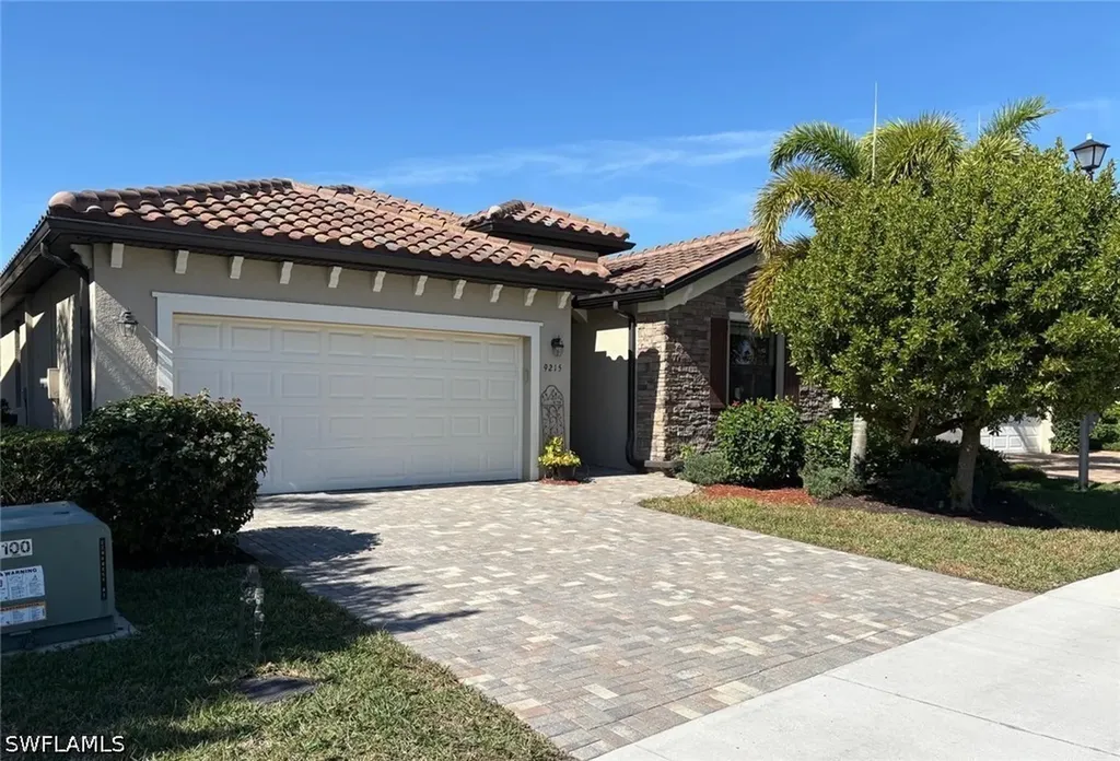 Naples FL, 9215 Shadow Oak Lane