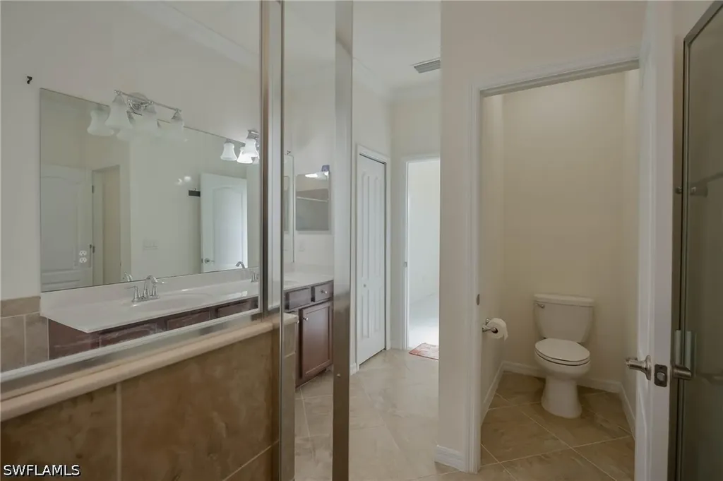 9215 Shadow Oak Lane Naples FL 34120