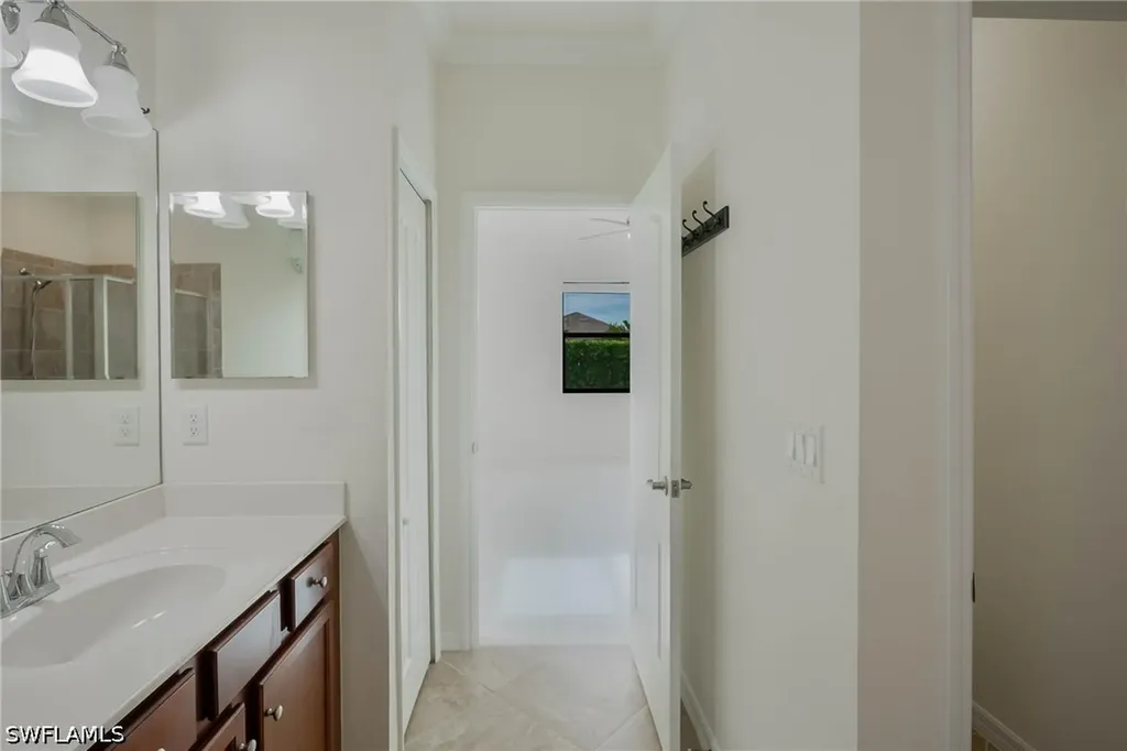 9215 Shadow Oak Lane Naples FL 34120