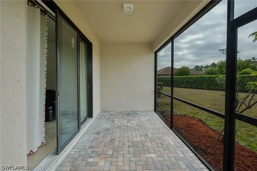 9215 Shadow Oak Lane Naples FL 34120