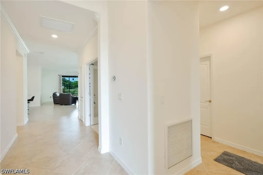 9215 Shadow Oak Lane Naples FL 34120