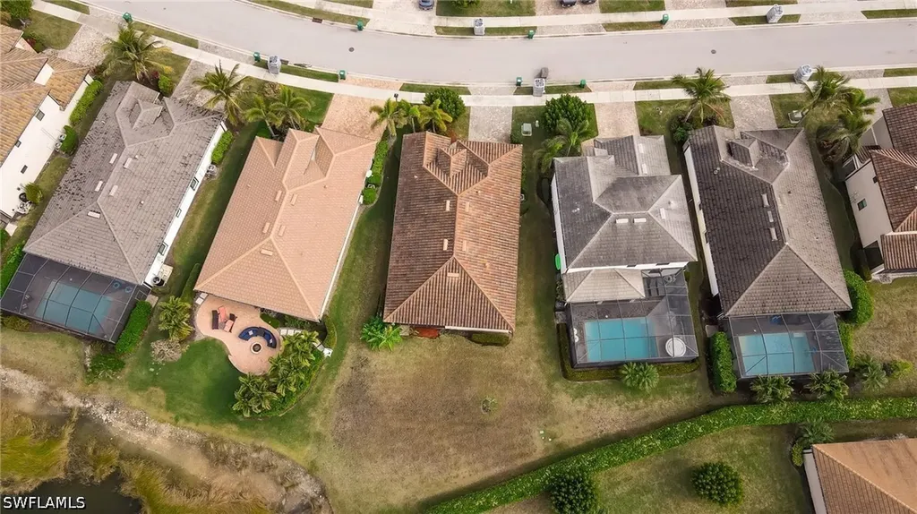 9215 Shadow Oak Lane Naples FL 34120