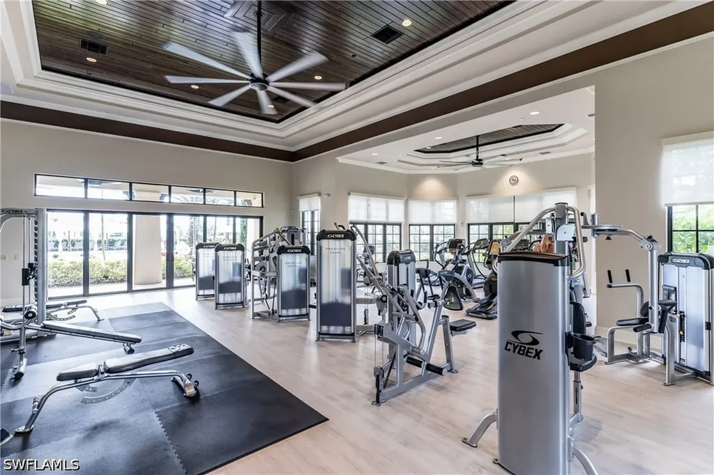 9215 Shadow Oak Lane Naples FL 34120