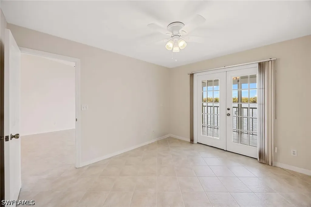 1015 Mainsail Drive Naples FL 34114