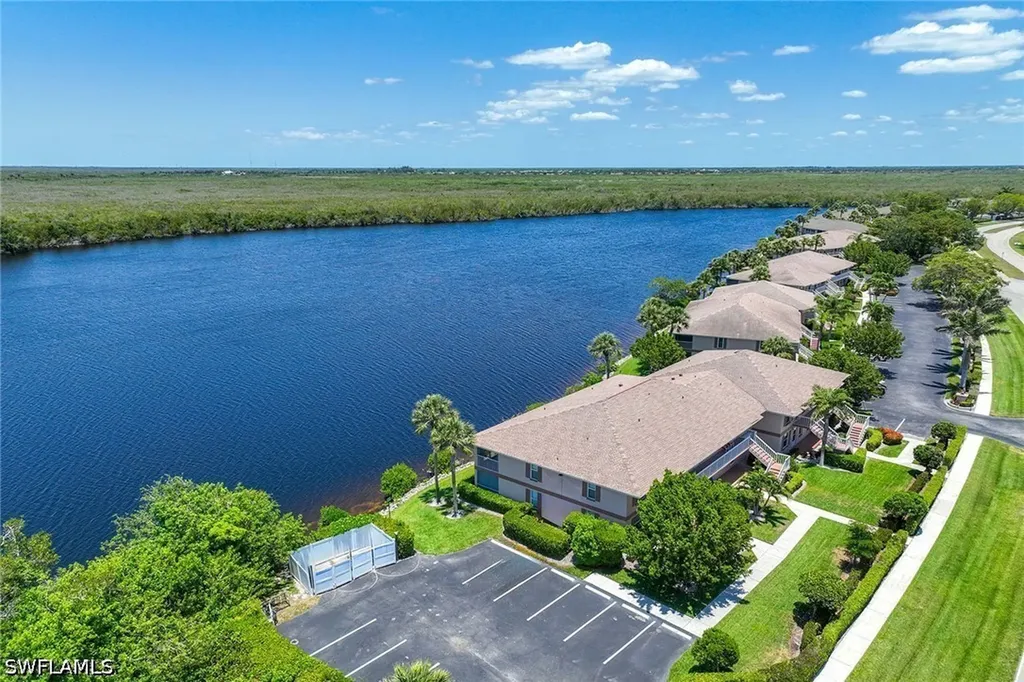 1015 Mainsail Drive Naples FL 34114