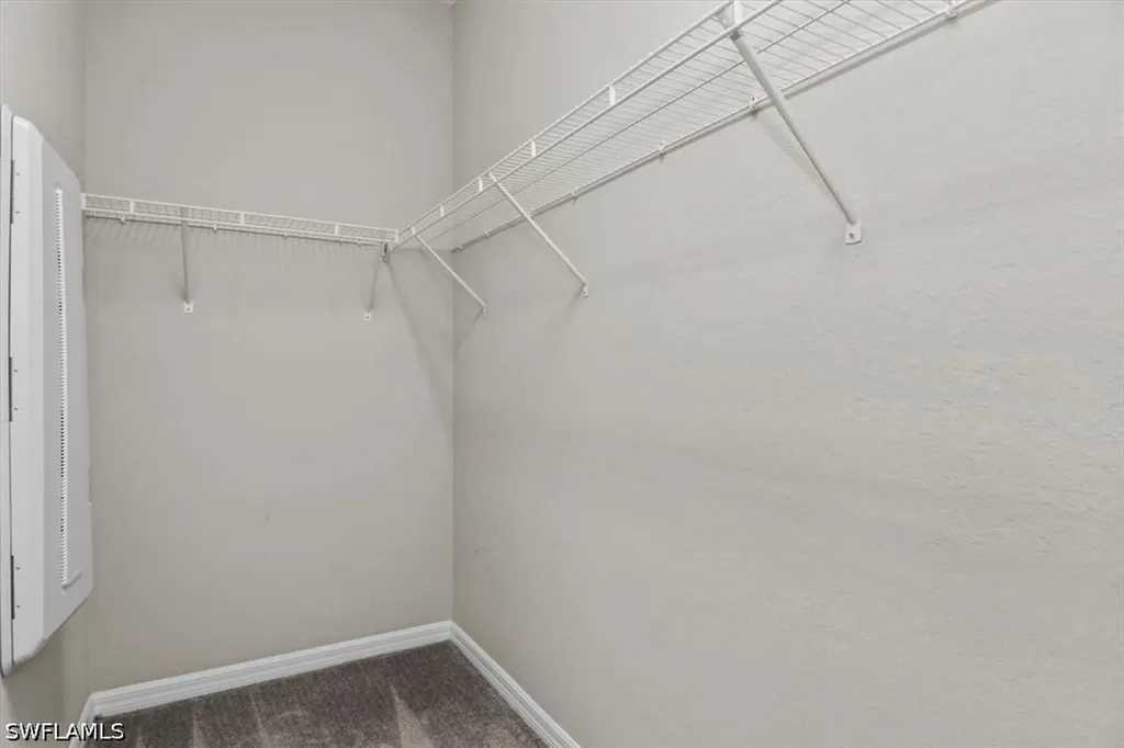 9176 Glenforest Drive Naples FL 34120