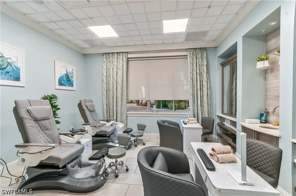 7890 Allende Lane Naples FL 34113