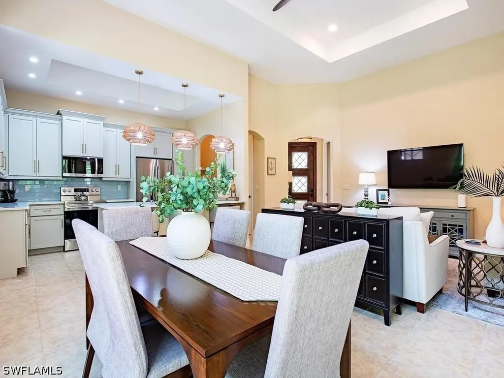 7890 Allende Lane Naples FL 34113