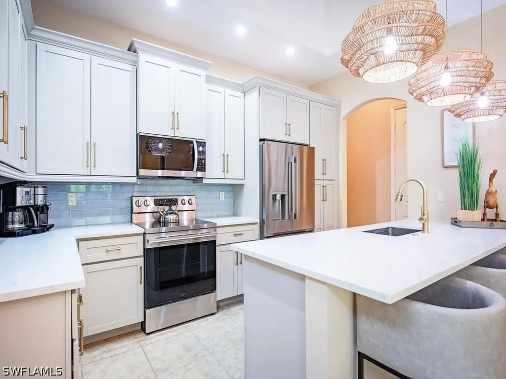 7890 Allende Lane Naples FL 34113