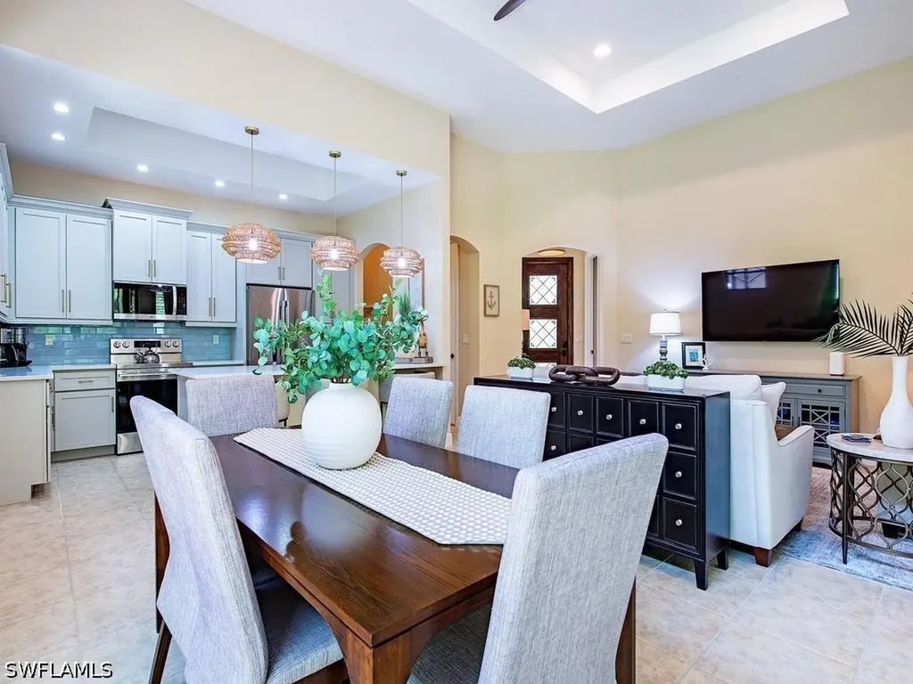 7890 Allende Lane Naples FL 34113