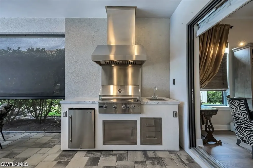 9351 Montelanico Loop Naples FL 34119