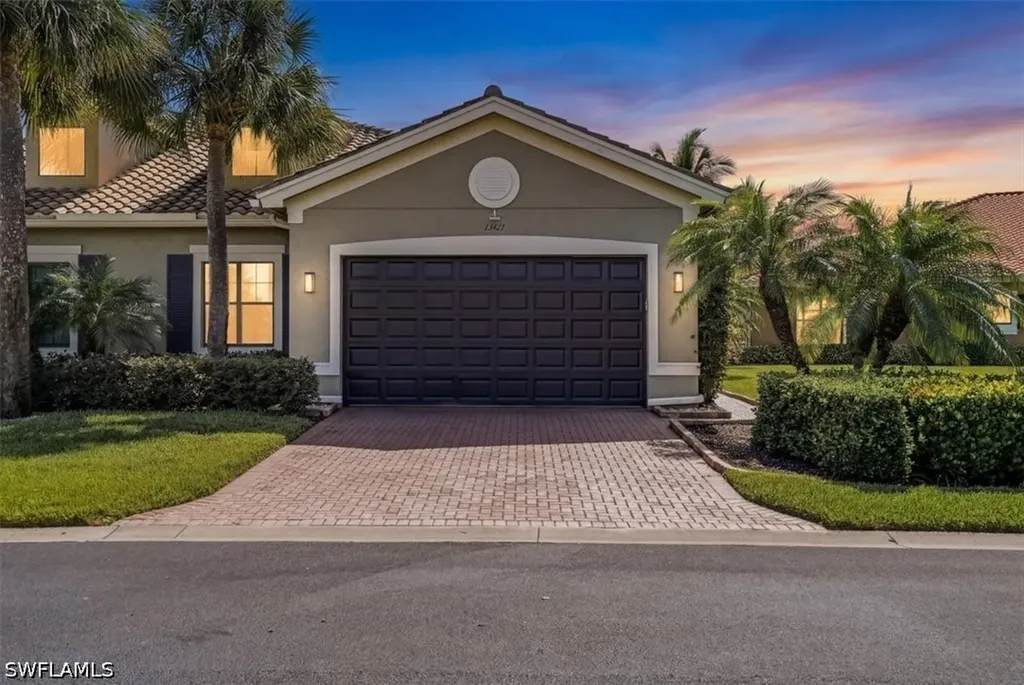 13421 Coronado Drive Naples FL 34109