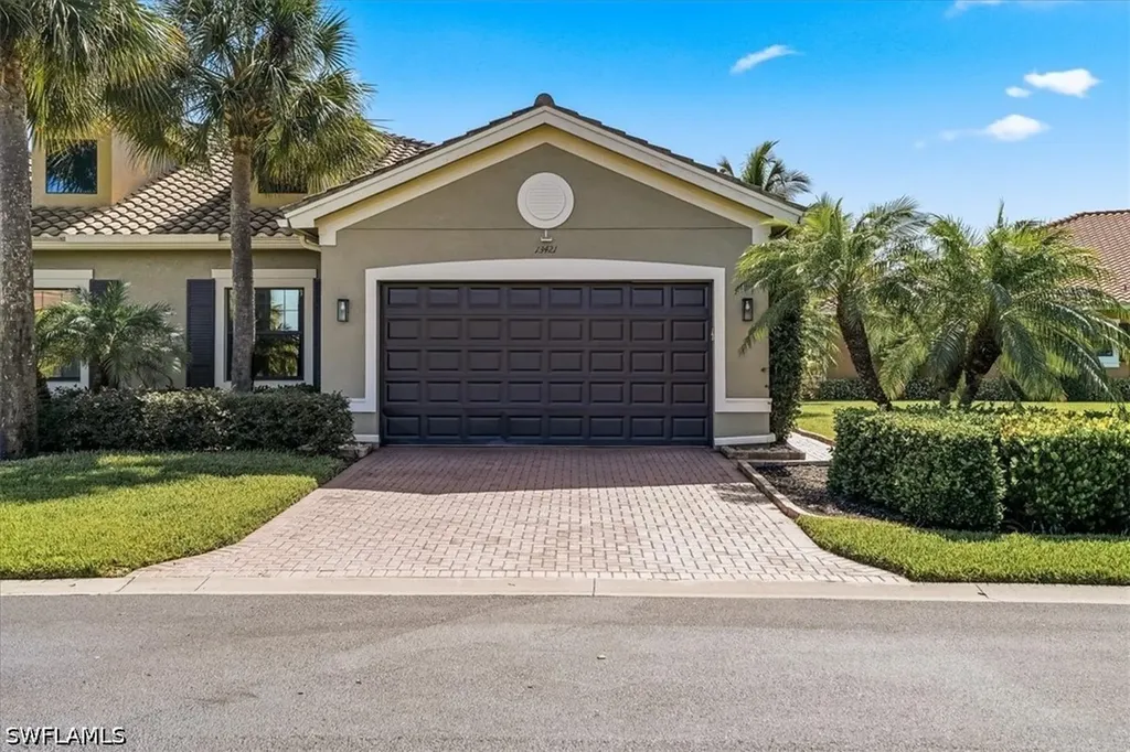 13421 Coronado Drive Naples FL 34109