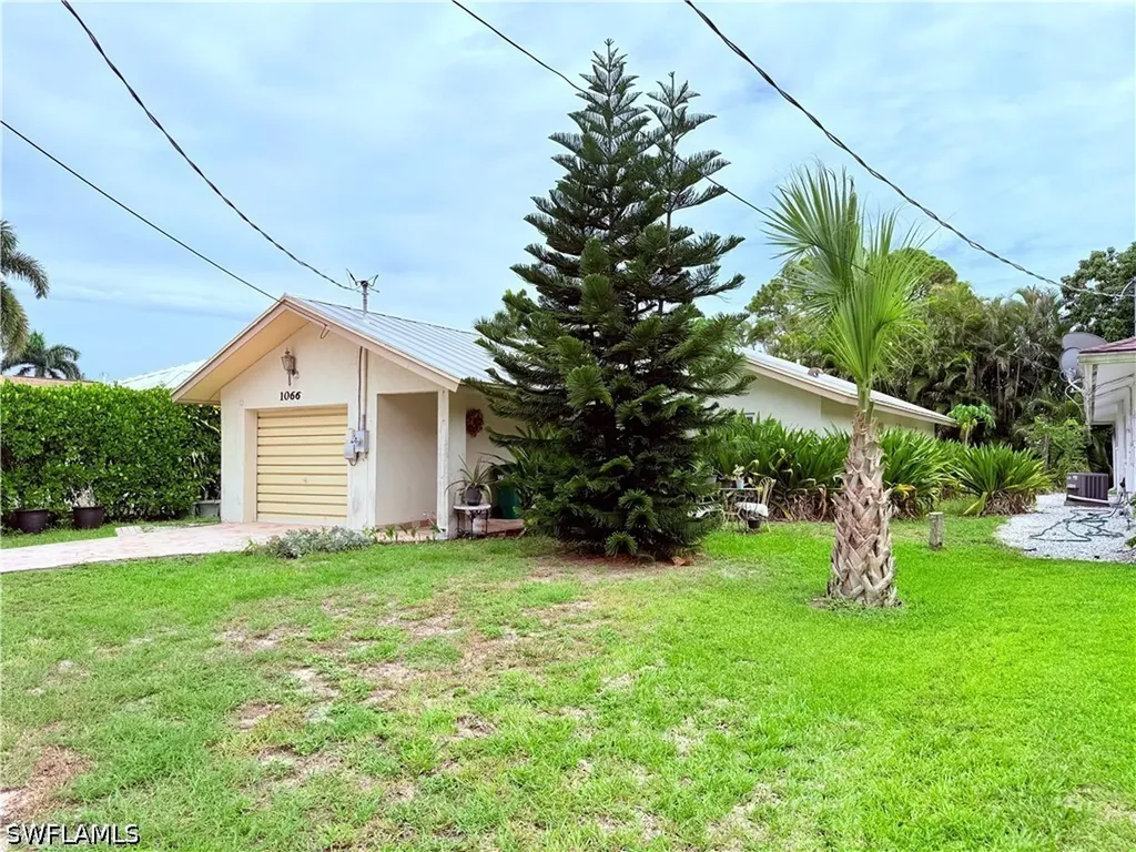 1066 Highlands Drive Naples FL 34103