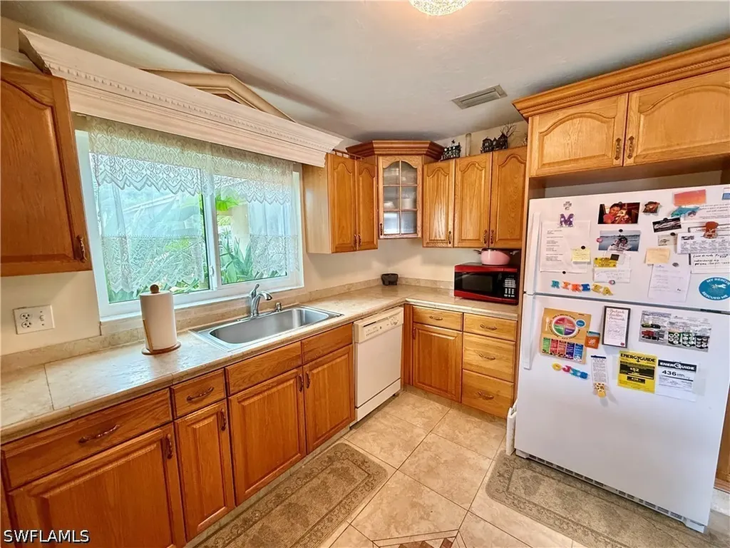 1066 Highlands Drive Naples FL 34103