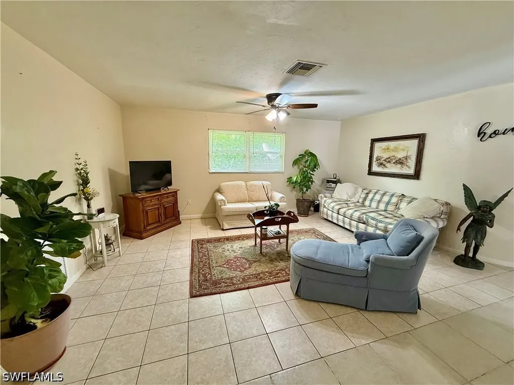 1066 Highlands Drive Naples FL 34103