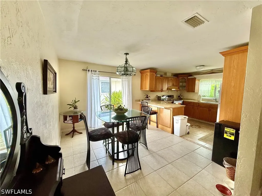 1066 Highlands Drive Naples FL 34103