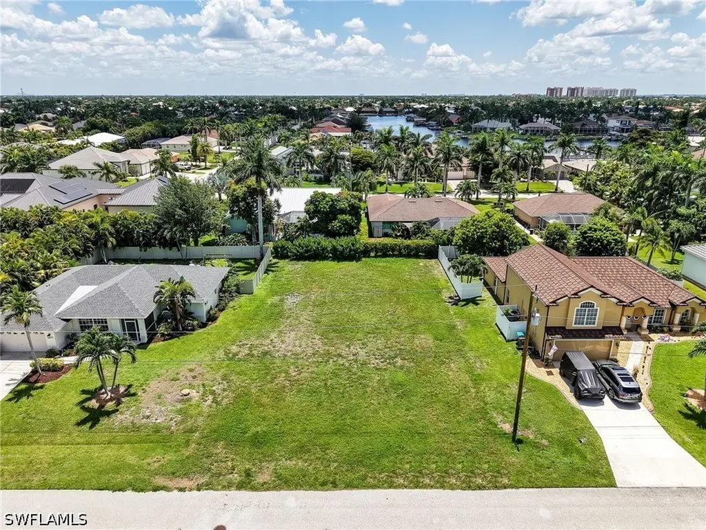 5235 SW 27th Place Cape Coral FL 33914