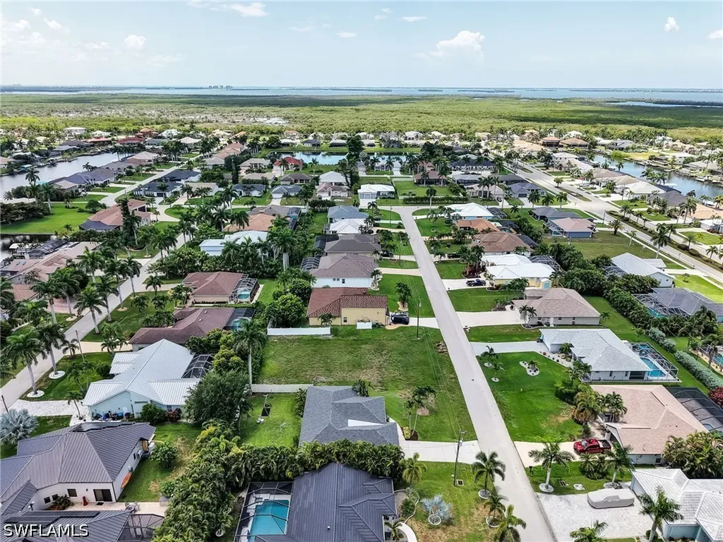 5235 SW 27th Place Cape Coral FL 33914