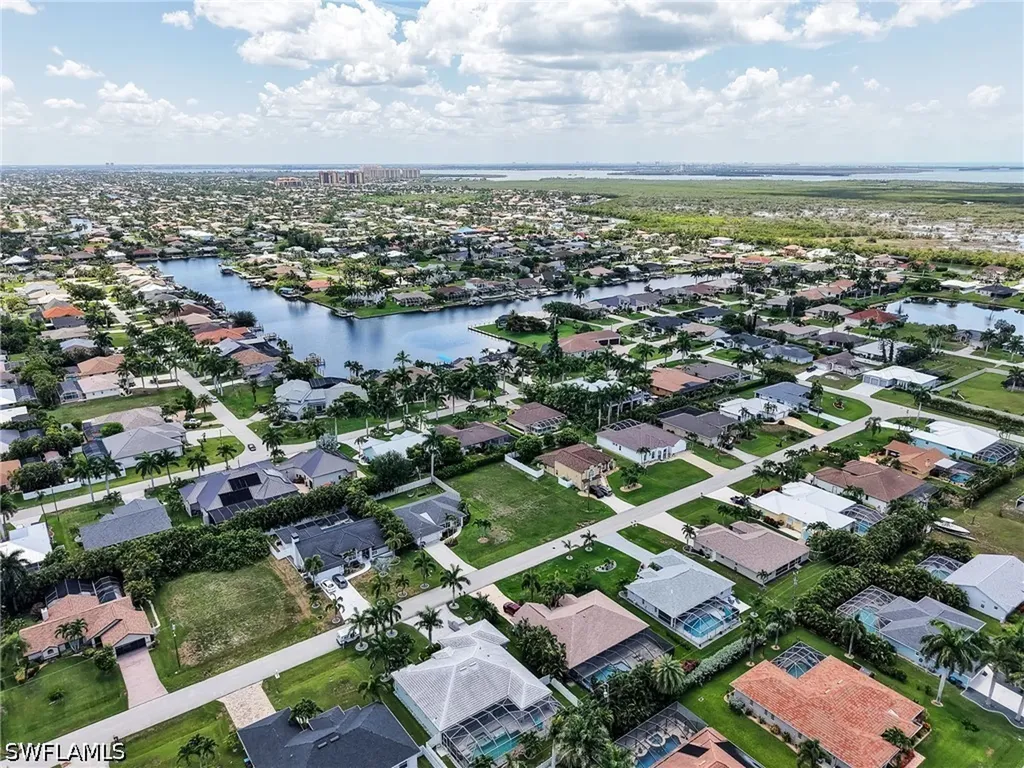 5235 SW 27th Place Cape Coral FL 33914