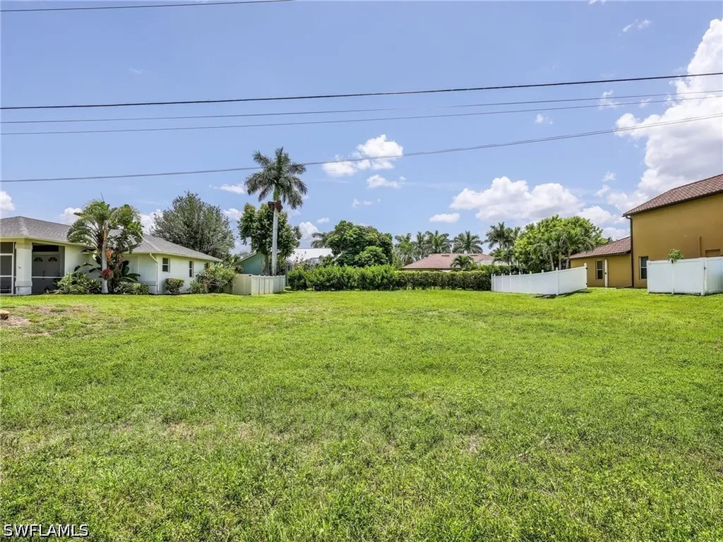 5235 SW 27th Place Cape Coral FL 33914