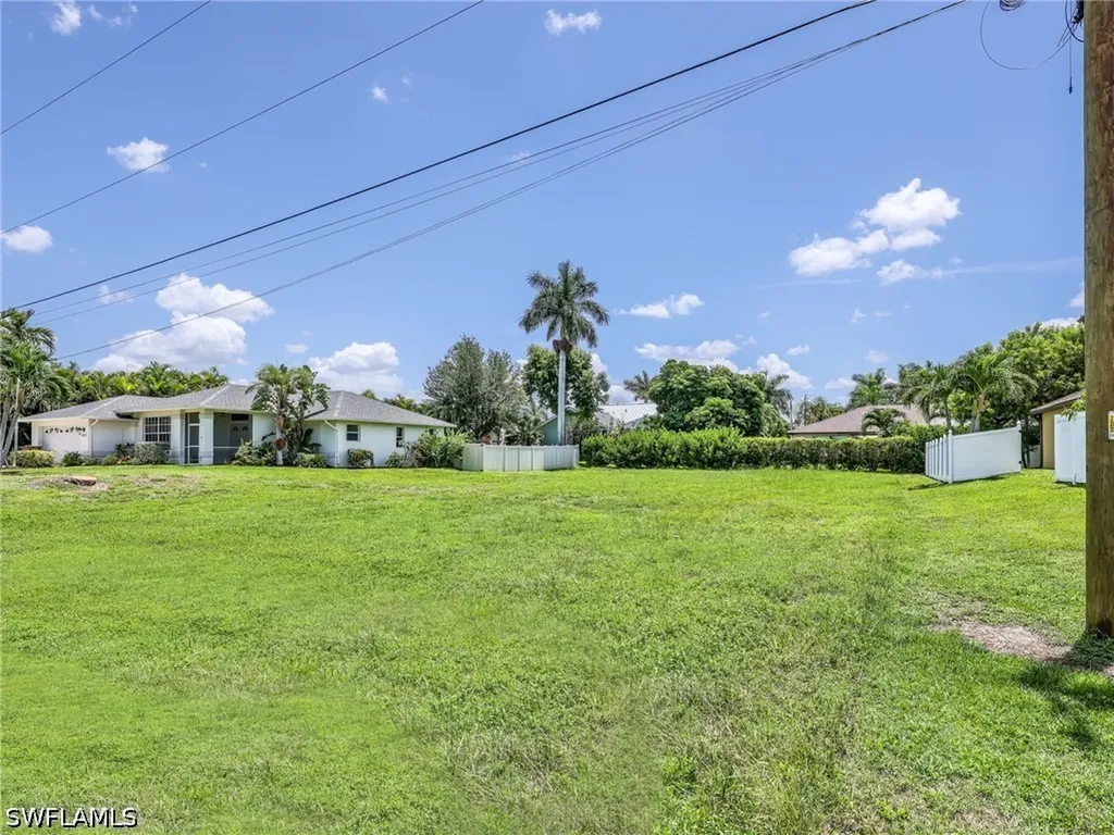 5235 SW 27th Place Cape Coral FL 33914
