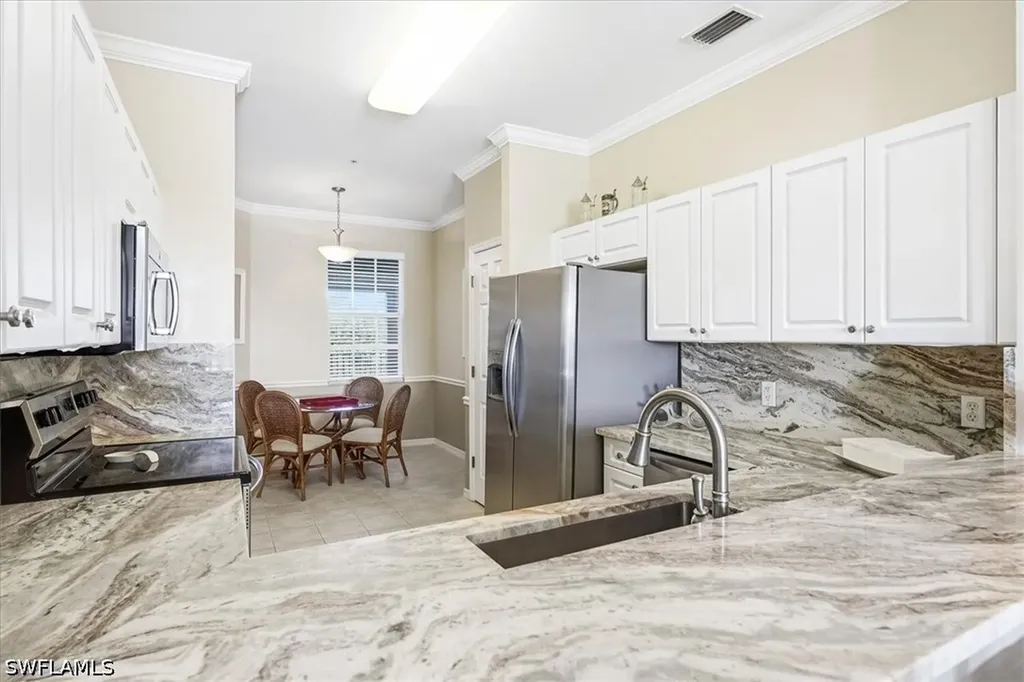3960 Loblolly Bay Drive Naples FL 34114