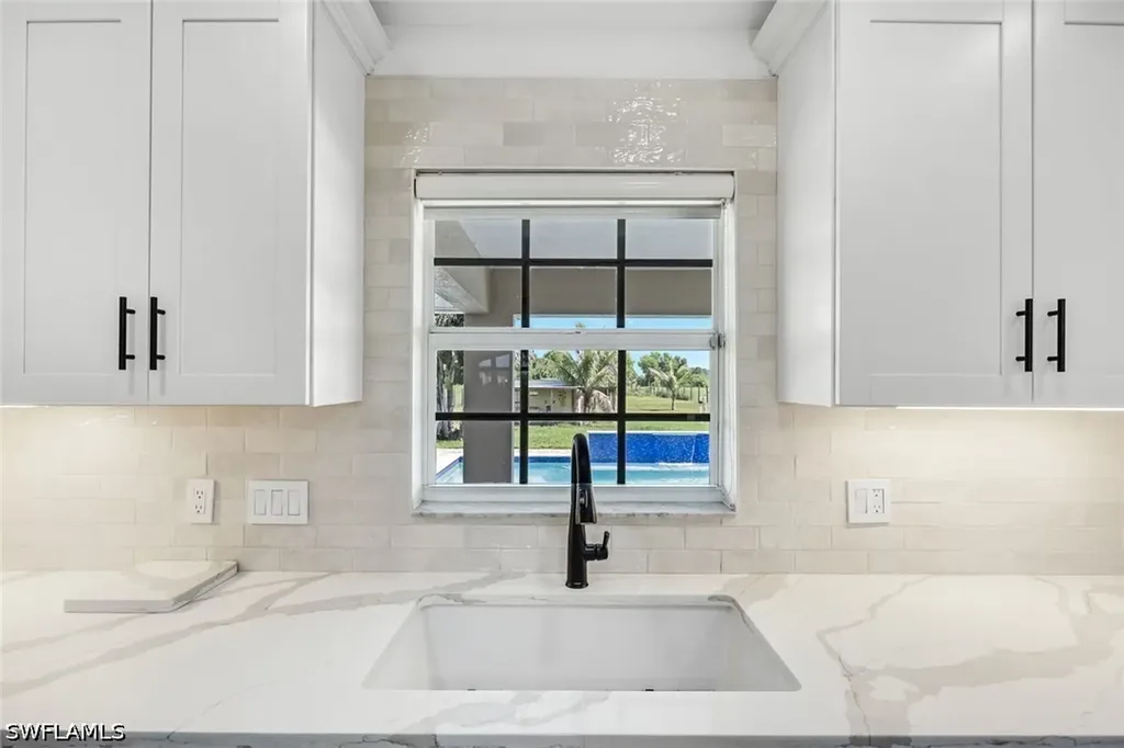 3857 39th Avenue NE Naples FL 34120