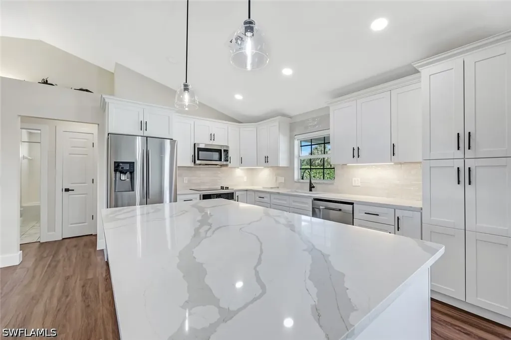 3857 39th Avenue NE Naples FL 34120