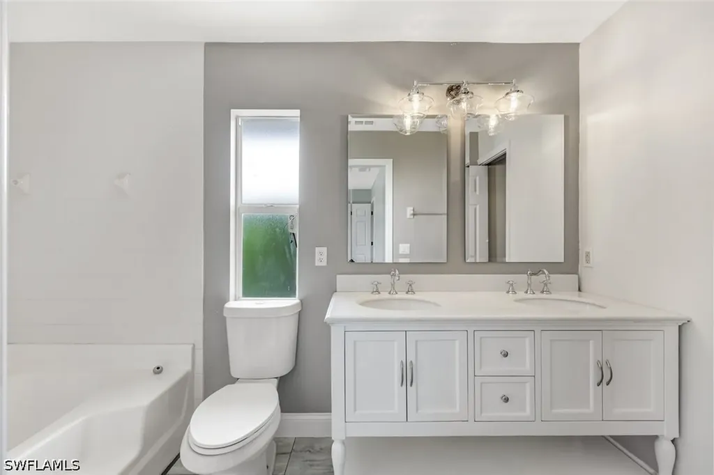 3857 39th Avenue NE Naples FL 34120