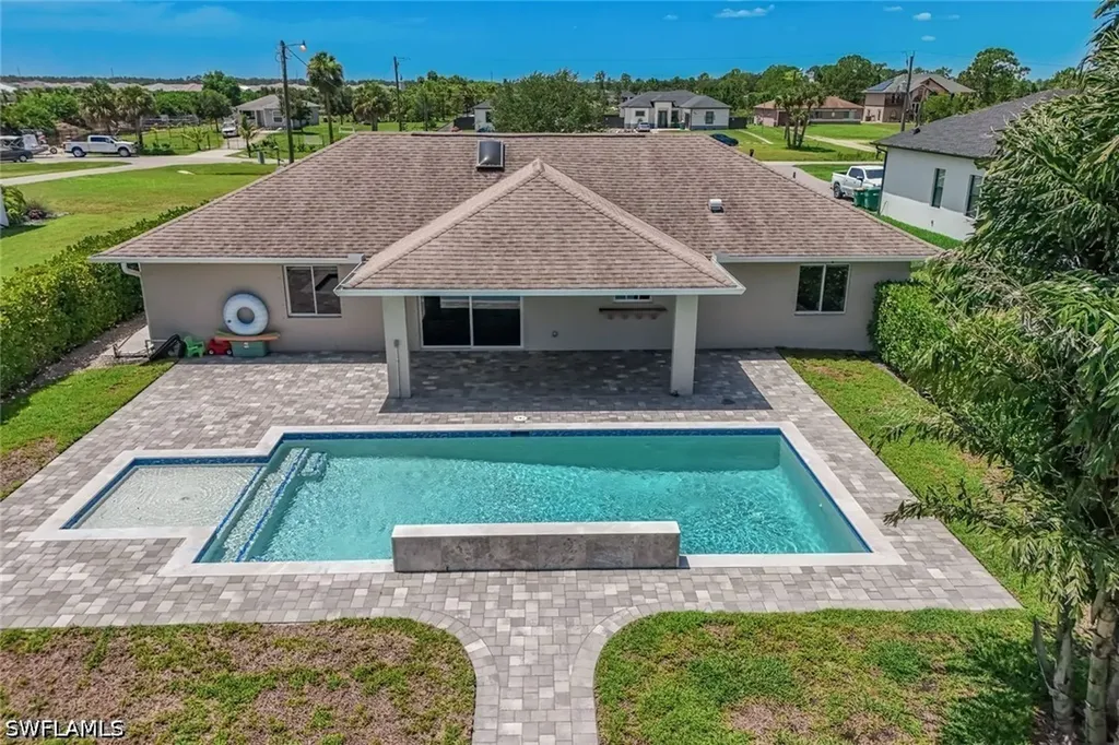 3857 39th Avenue NE Naples FL 34120