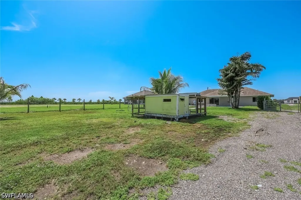3857 39th Avenue NE Naples FL 34120
