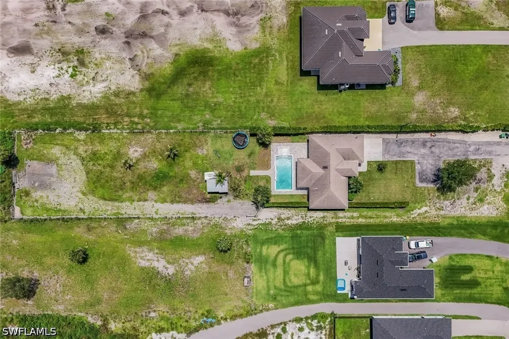 3857 39th Avenue NE Naples FL 34120