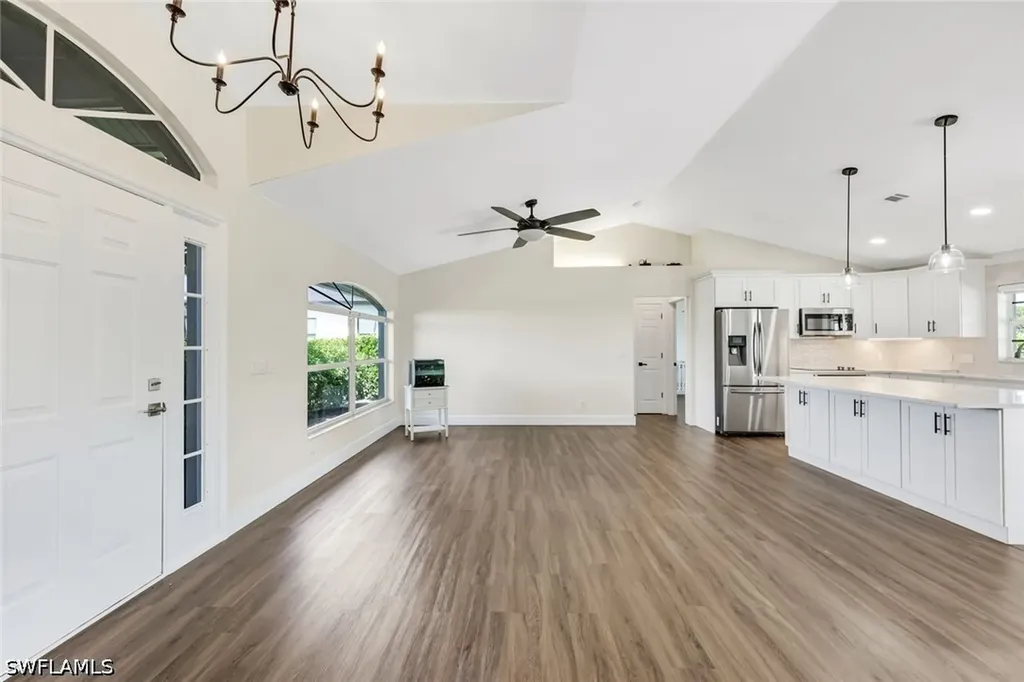 3857 39th Avenue NE Naples FL 34120