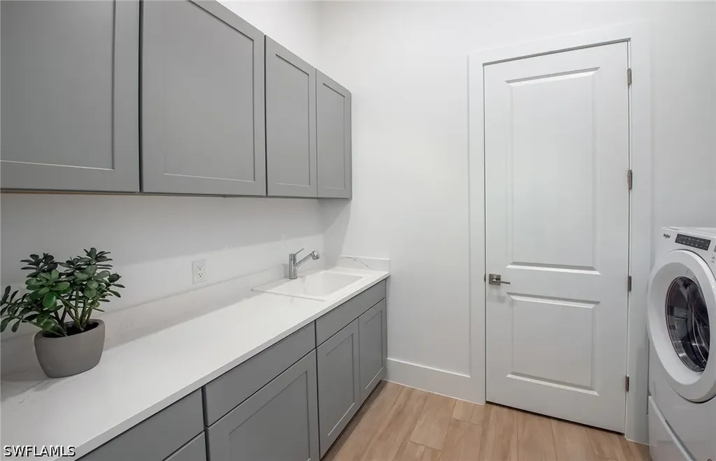9469 Caymas Terrace Naples FL 34114
