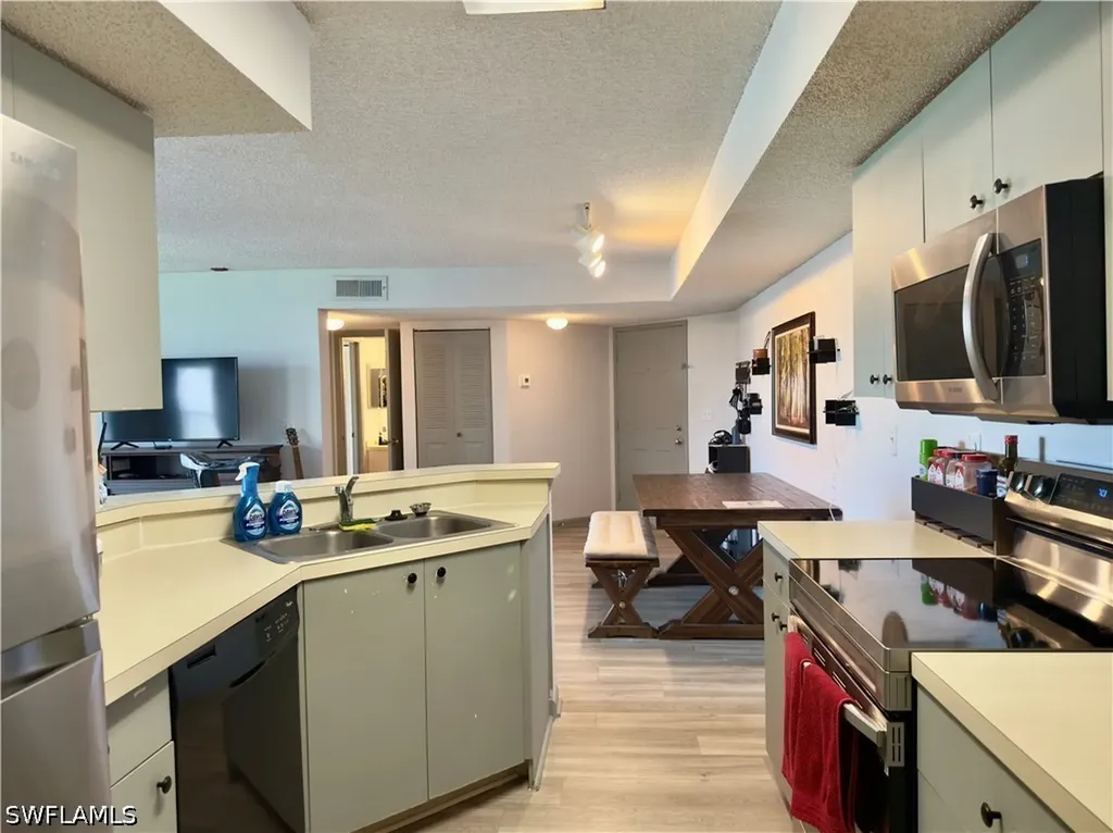 13615 Eagle Ridge Drive Fort Myers FL 33912