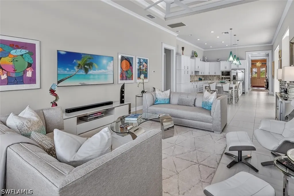 6387 Warwick Avenue Naples FL 34113