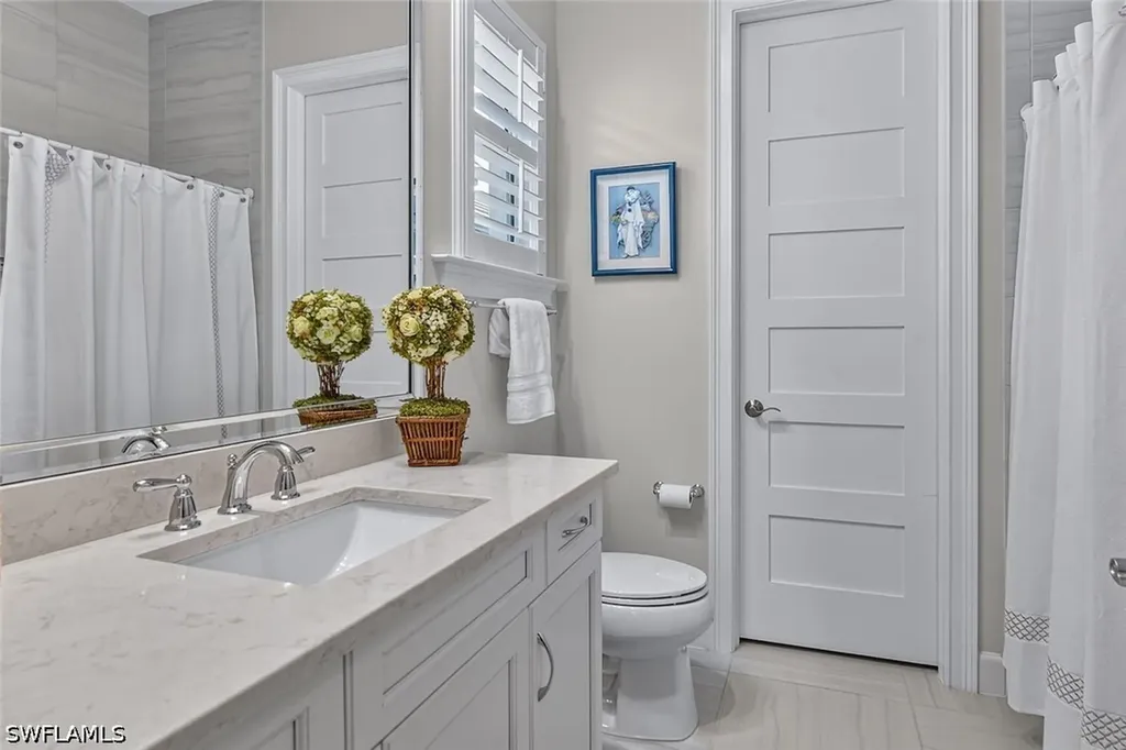 6387 Warwick Avenue Naples FL 34113