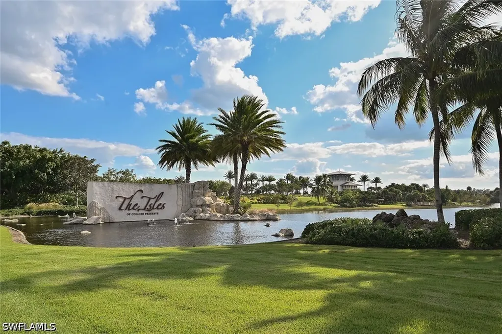 6387 Warwick Avenue Naples FL 34113