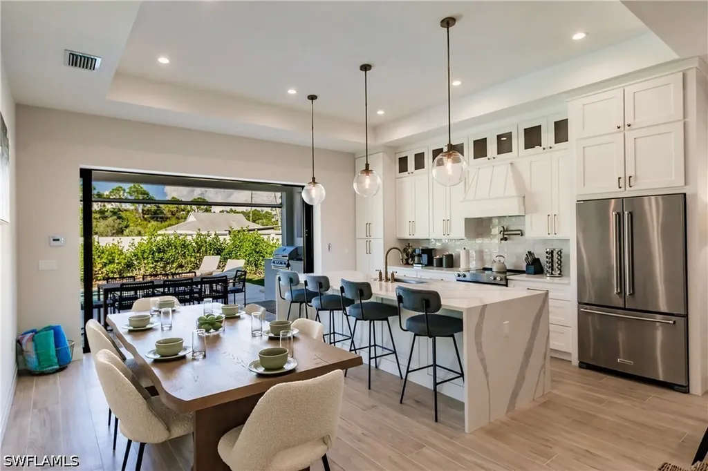 787 110th Avenue N Naples FL 34108