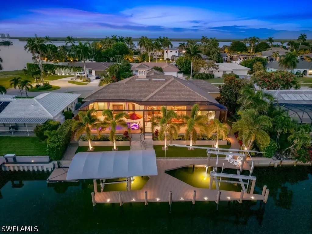 350 Meadowlark Court Marco Island FL 34145