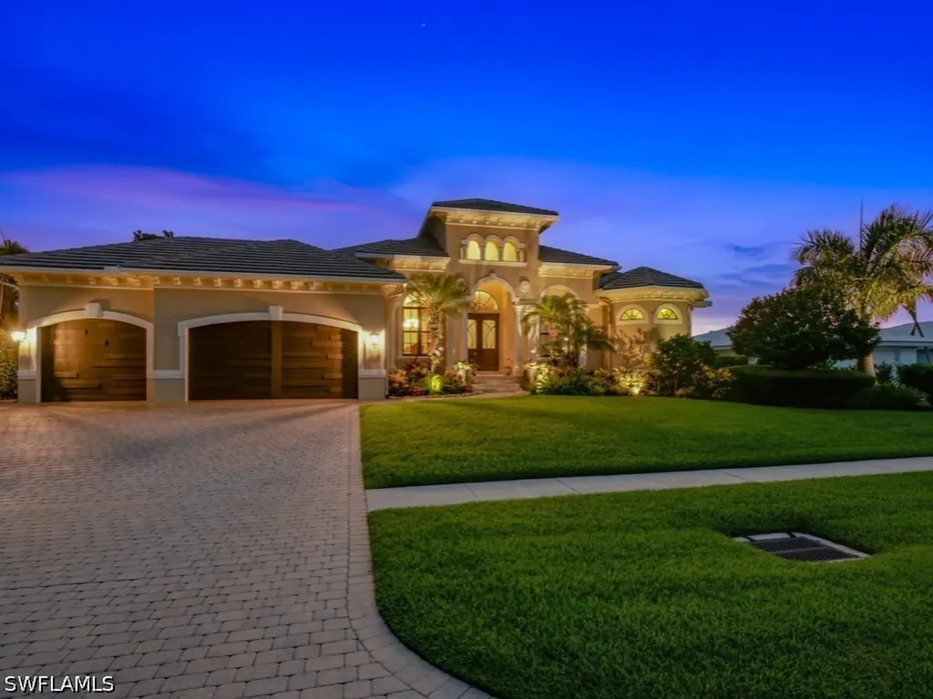 350 Meadowlark Court Marco Island FL 34145