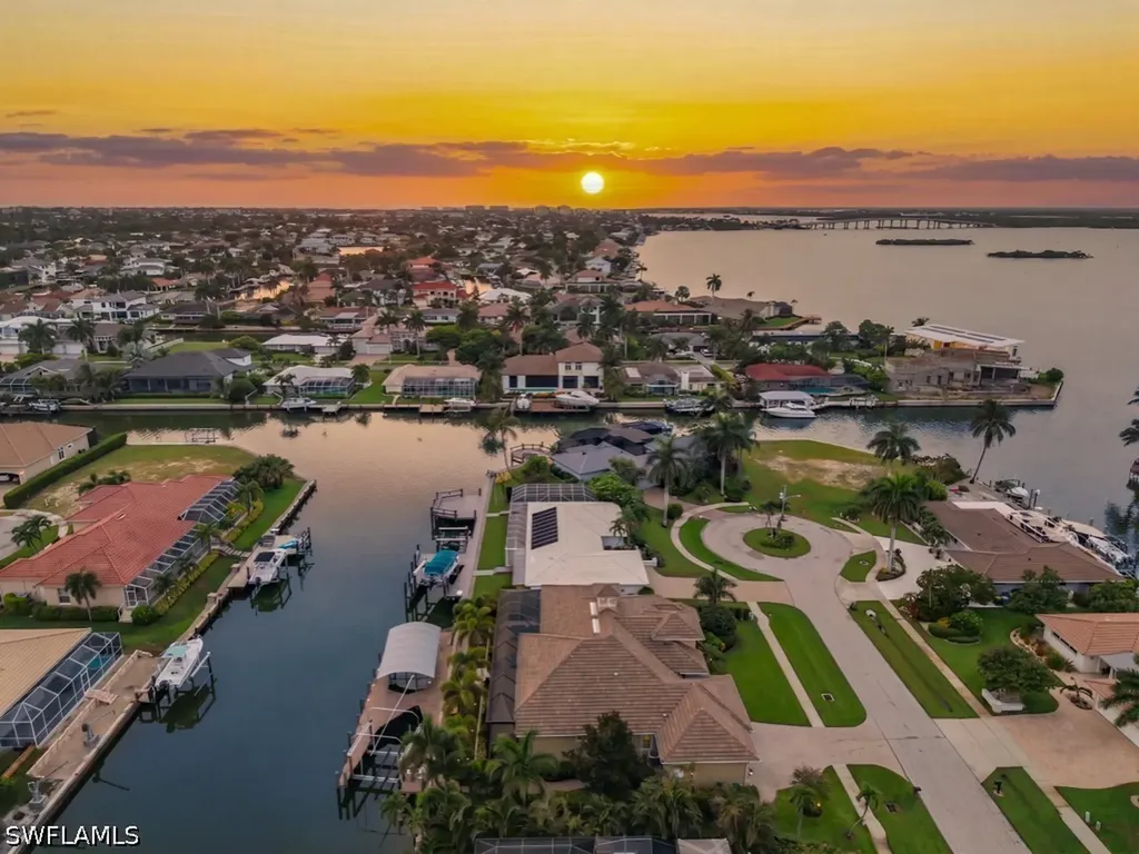 350 Meadowlark Court Marco Island FL 34145