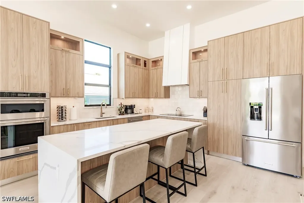 748 110th Avenue N Naples FL 34108